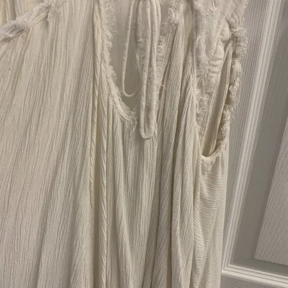 Boho Free People White Embroidered Tank Top Size Small - Picture 5 of 8